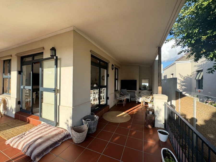 To Let 3 Bedroom Property for Rent in Royal Ascot Western Cape